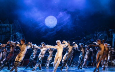 The company of the 2021-2022 national tour of CATS (Photo By Matthew Murphy, Murphymade) v2.jpg